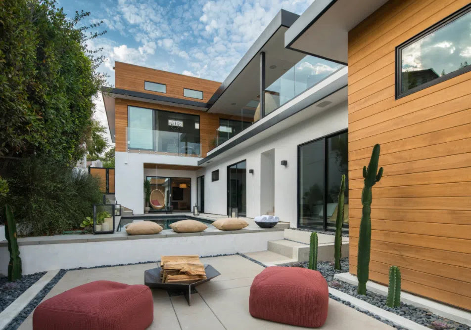 Santa Monica Modern Residential Project with Legaspi Courts Design