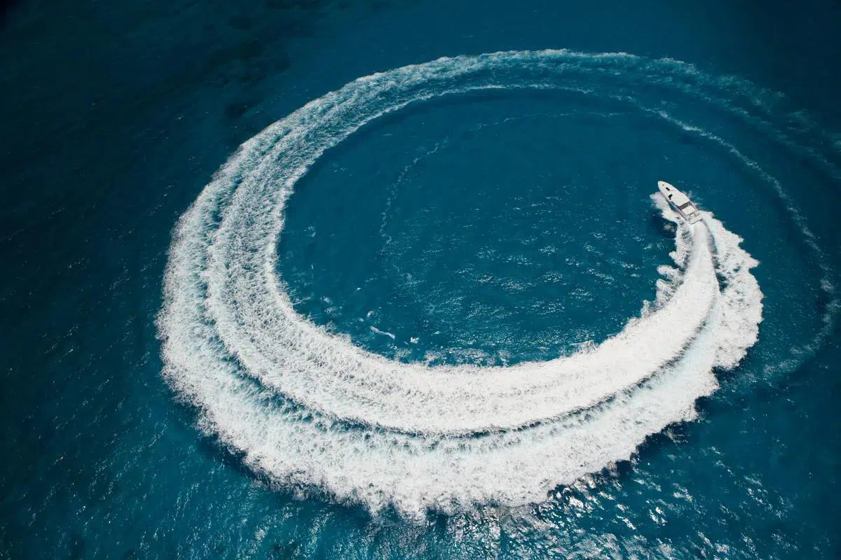 CIRCULAR WAKE, by Kristina Strobel-PurePhoto