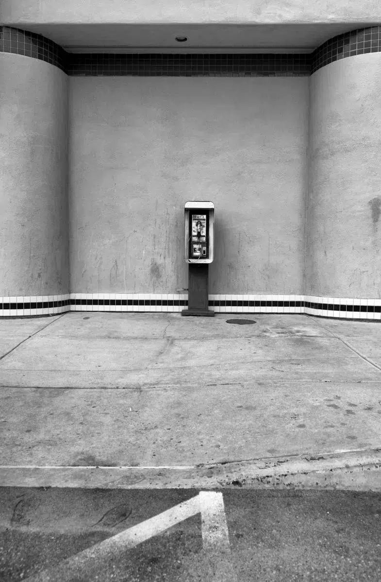 Call Me - Black and White, by Jens Ochlich-PurePhoto