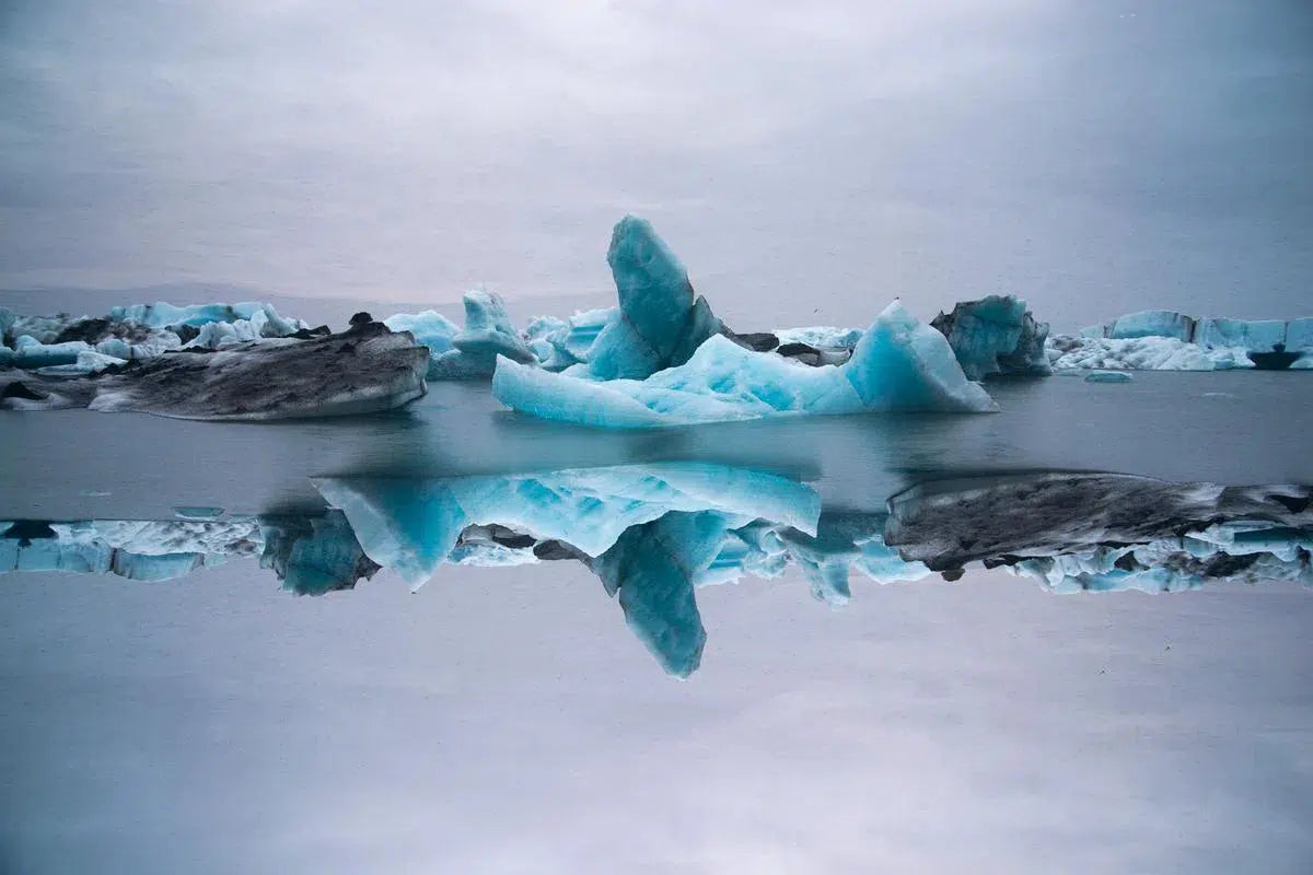 Jökulsàrlòn #13, by Robin Vandenabeele-PurePhoto