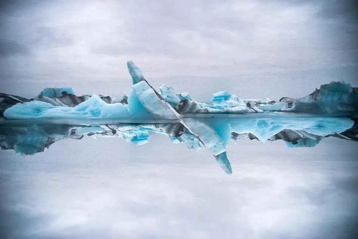 Jökulsàrlòn #18, by Robin Vandenabeele-PurePhoto