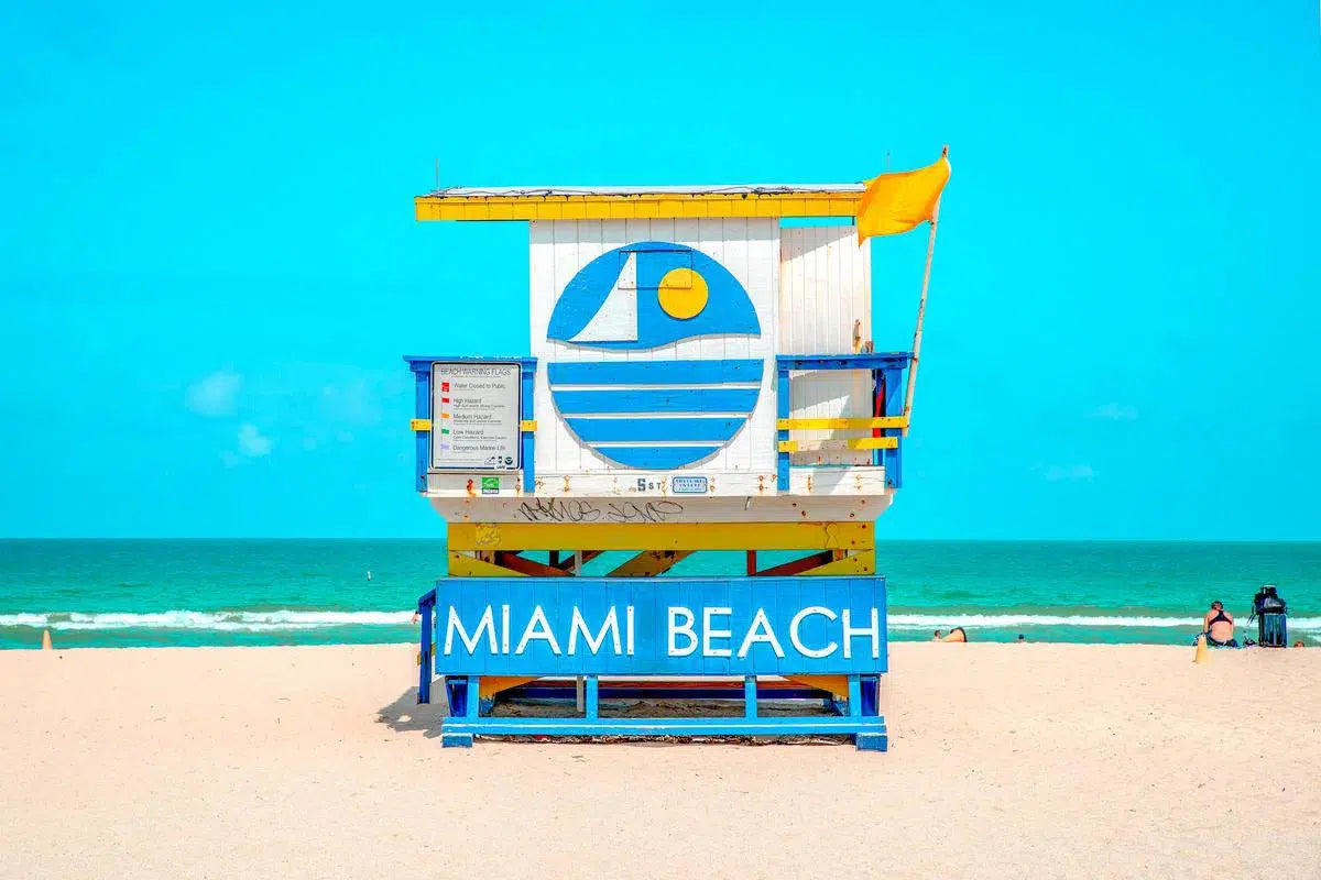 5th Street Lifeguard Tower, by Dario Preger-PurePhoto