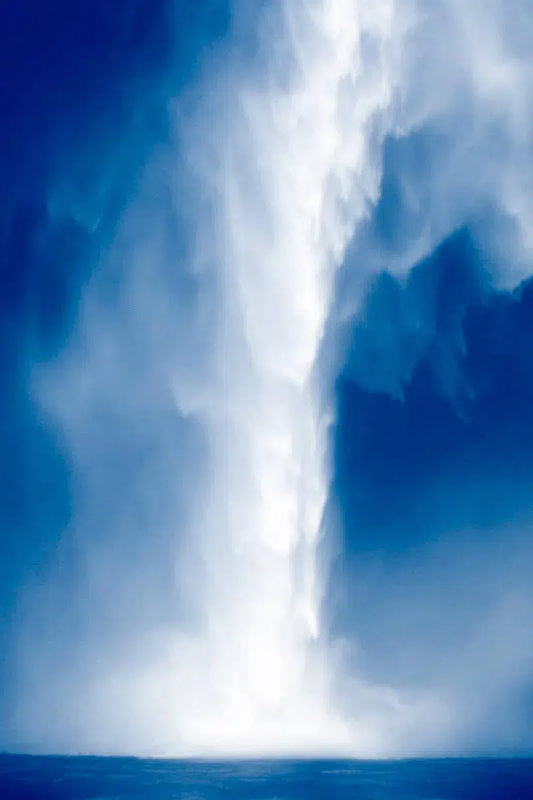 Absolute Line, by Christina Craemer-PurePhoto