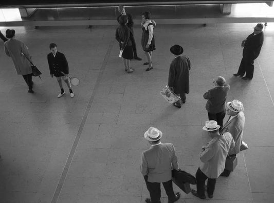 En Attendant, by Raymond Martinot-PurePhoto
