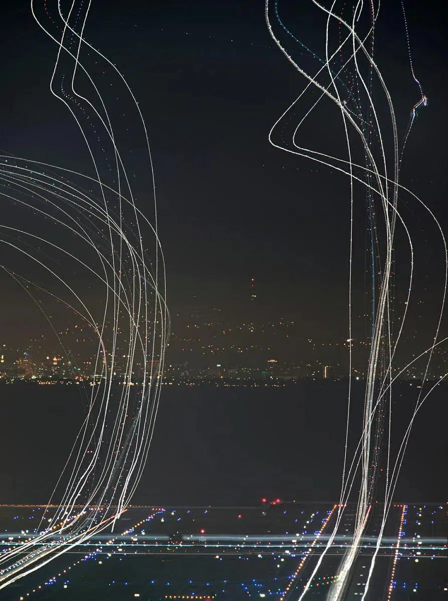 Flight Patterns VI, by Garret Suhrie β PurePhoto