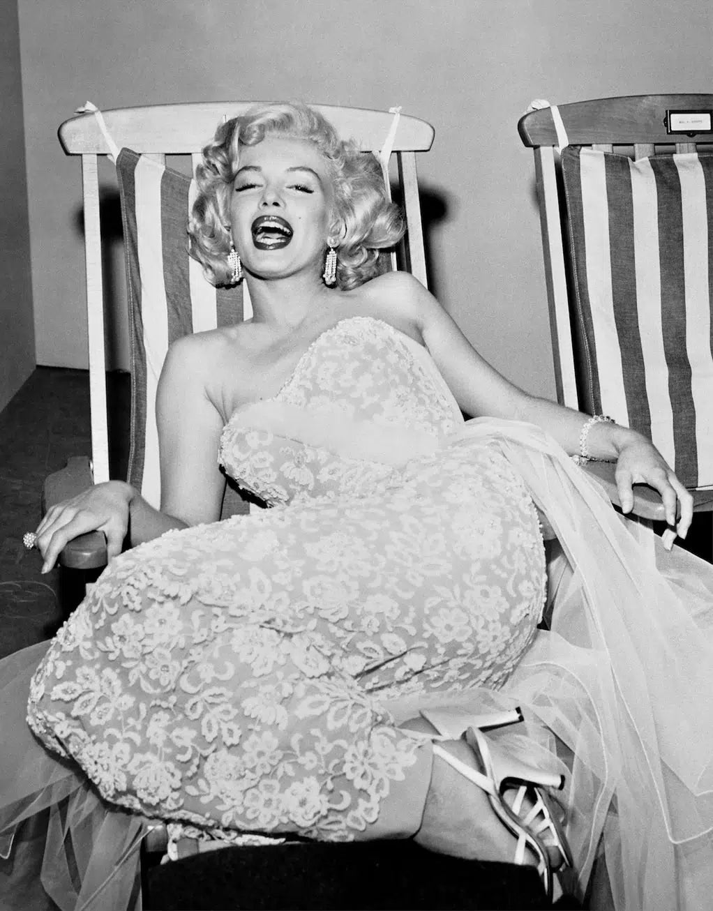 Marilyn Monroe in Deckchair (b&w), from The Wild Ones collection-PurePhoto