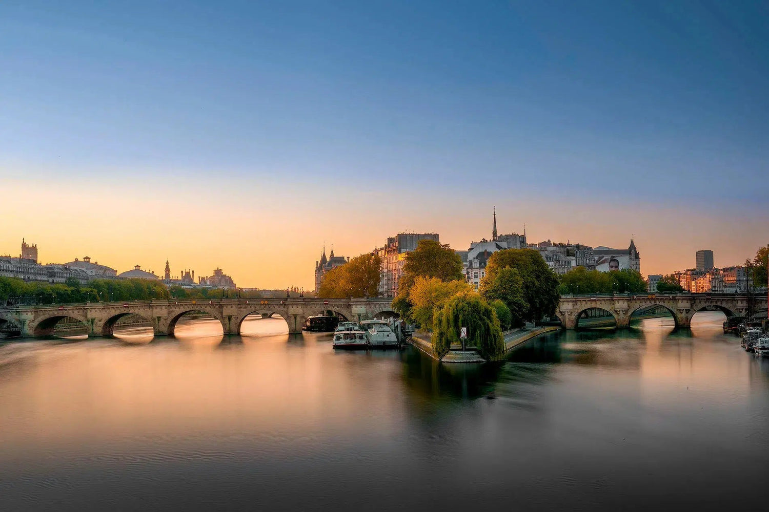 Pont Neuf, Paris 3, by Dario Preger-PurePhoto
