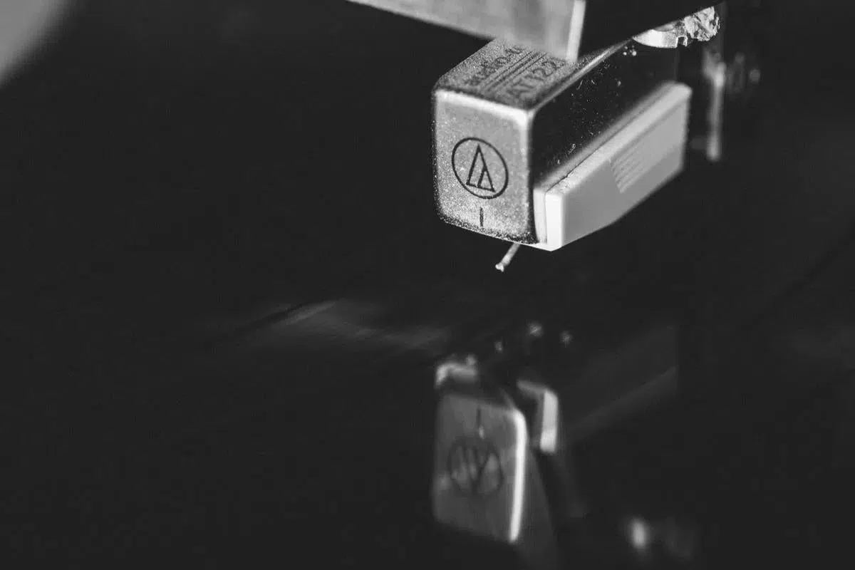 Those Smooth Grooves, by Jeremy Brooks-PurePhoto