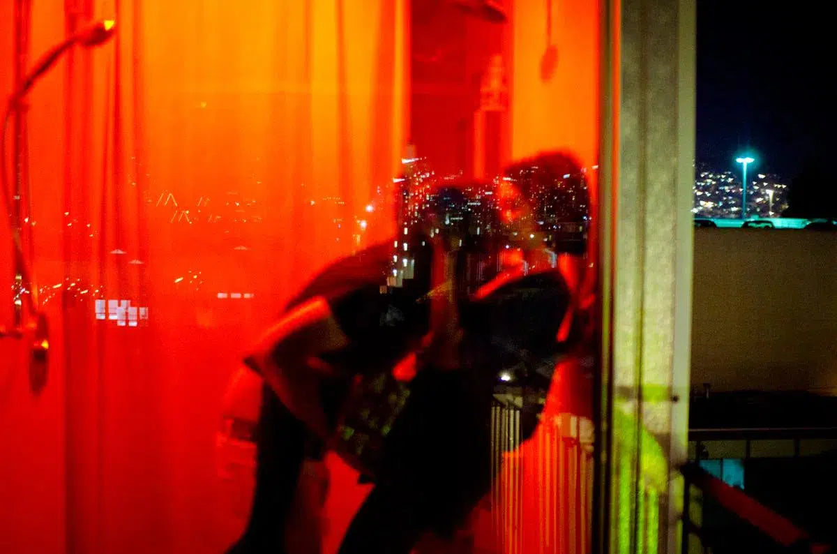 shower reflections, by Allen Passalaqua-PurePhoto